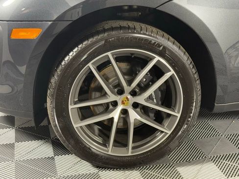 New 2026 Porsche Macan image 12