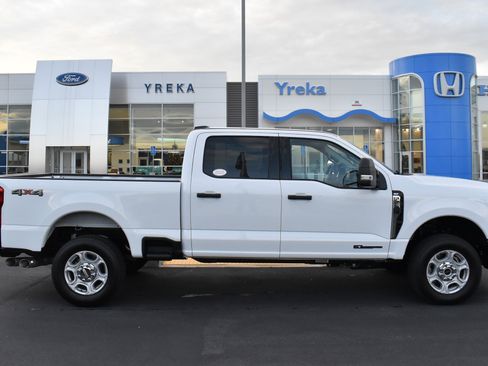 New 2026 Ford F250 XLT image 1