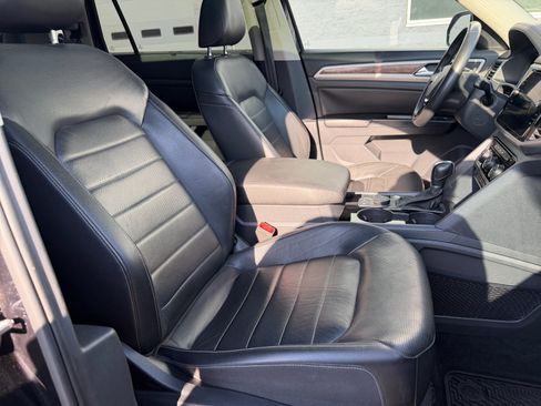 Used 2018 Volkswagen Atlas SEL Premium AWD/4WD image 31