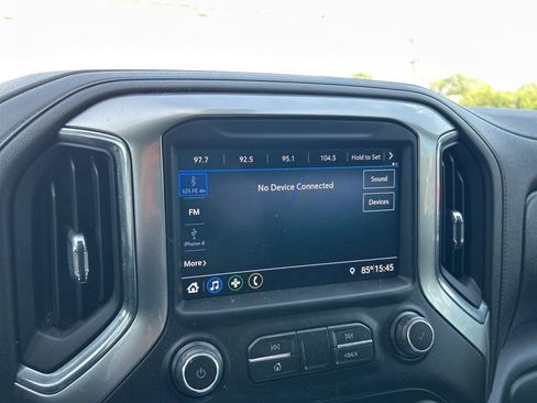 Used 2019 Chevrolet Silverado 1500 LT Trail Boss AWD/4WD image 15