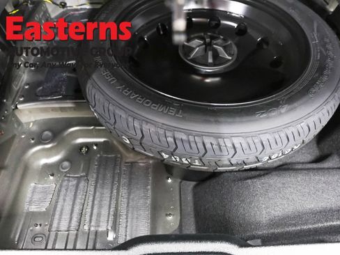 Used 2021 Mercedes-Benz GLC 300 4MATIC w/ Multimedia Package image 23