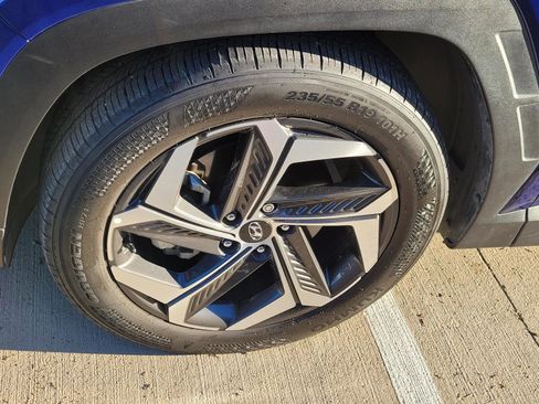 Used 2023 Hyundai Tucson Limited image 2