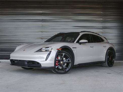 Certified 2024 Porsche Taycan 4S image 1