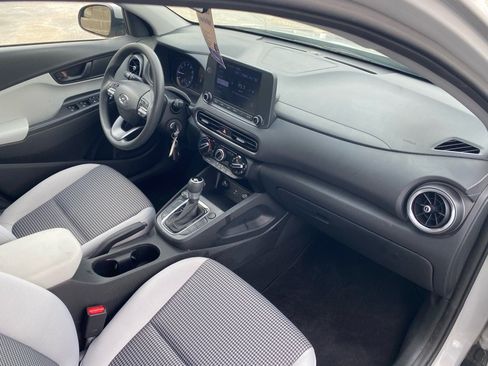 Used 2022 Hyundai Kona SE FWD image 37