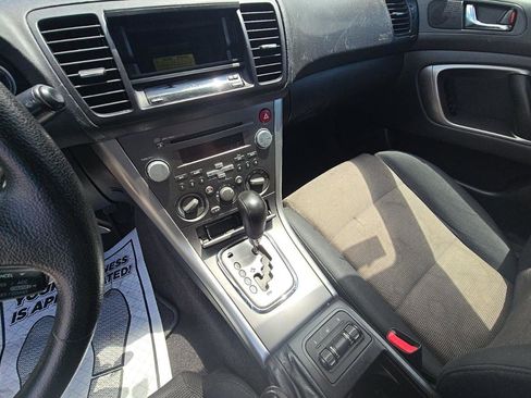 Used 2007 Subaru Outback 2.5i AWD/4WD image 12