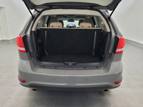 Used 2019 Dodge Journey SE FWD image 29