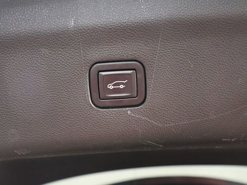 Used 2021 Buick Enclave Avenir w/ Avenir Technology Package FWD image 59