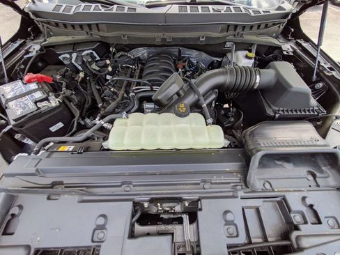 Certified 2025 Ford F150 STX w/ LOBO Package AWD/4WD image 5