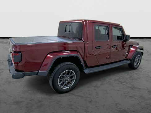 Used 2022 Jeep Gladiator Overland w/ LED Lighting Group AWD/4WD image 4