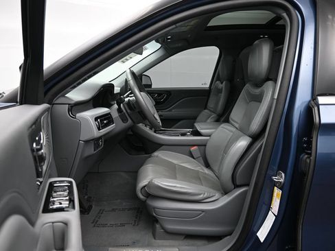 Used 2020 Lincoln Aviator Reserve w/ Equipment Group 201A AWD/4WD image 22