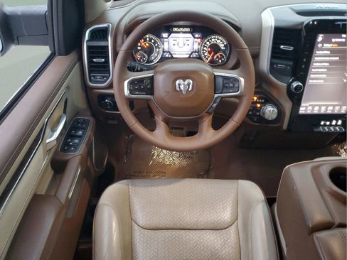 Used 2019 RAM 1500 Laramie image 10