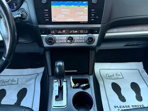 Used 2017 Subaru Outback 3.6R Limited image 15