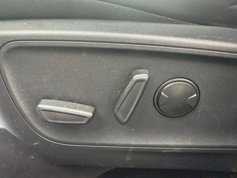 Used 2024 Ford Escape ST-Line w/ Tech Pack #1 AWD/4WD image 19
