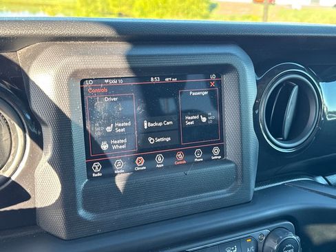 Used 2021 Jeep Wrangler Unlimited Sport image 24