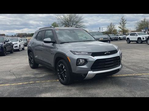 Certified 2023 Chevrolet TrailBlazer LT w/ Convenience Package FWD image 24