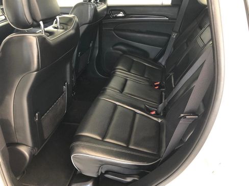 Used 2020 Jeep Grand Cherokee Overland image 10