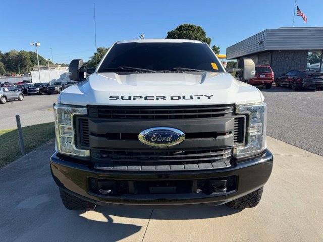 Used 2018 Ford F250 XL w/ Power Equipment Group AWD/4WD image 2