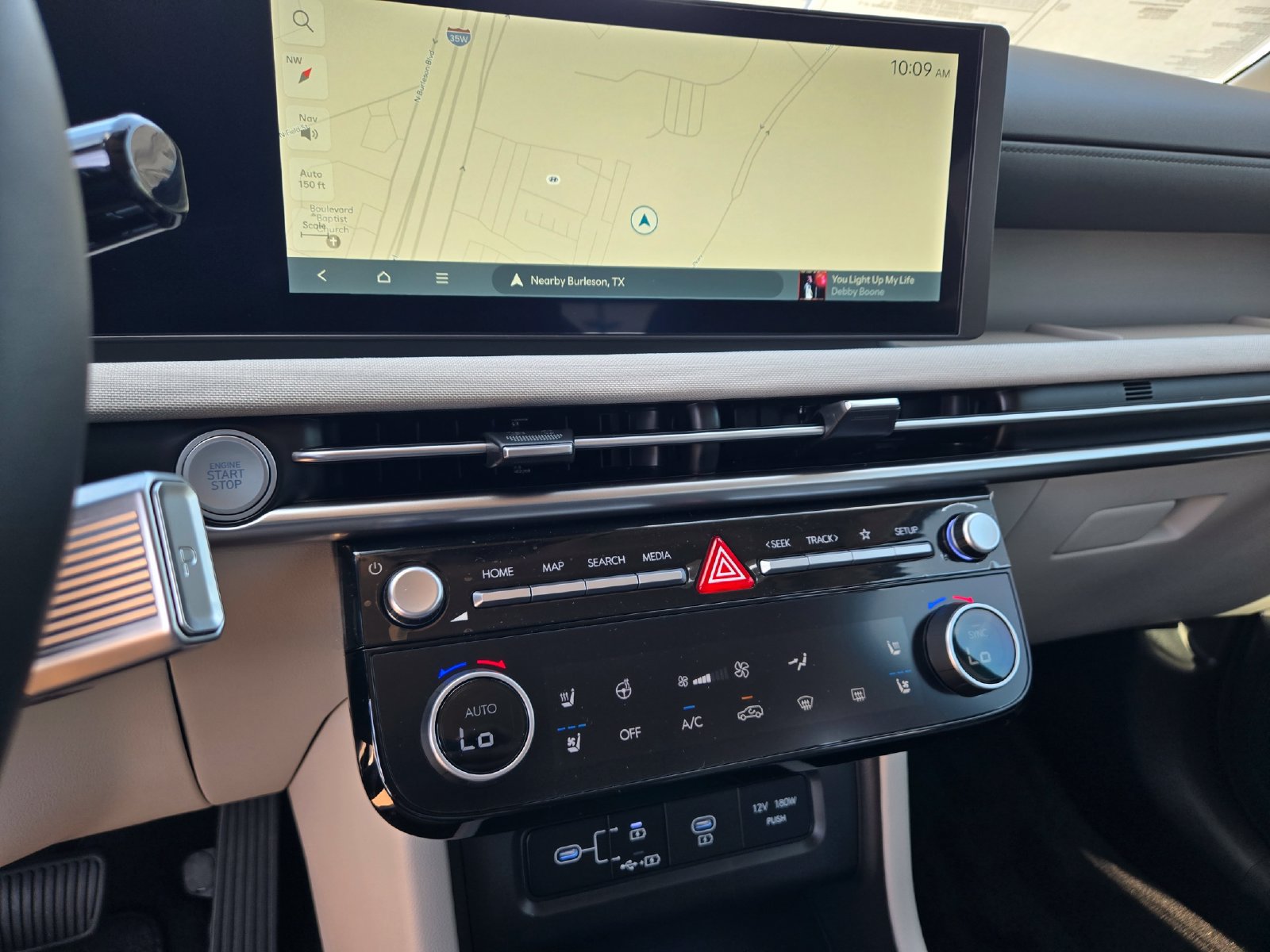 New 2026 Hyundai Tucson Limited FWD image 12