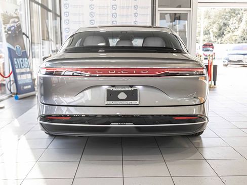 Used 2024 Lucid Air Touring image 15