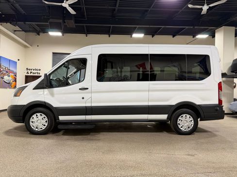 Used 2015 Ford Transit 250 148 Medium Roof image 9