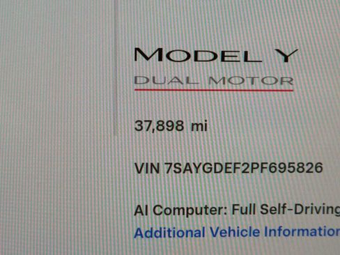 Used 2023 Tesla Model Y Performance AWD/4WD image 25