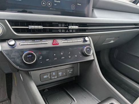 Certified 2024 Hyundai Sonata SEL w/ Convenience Package image 20