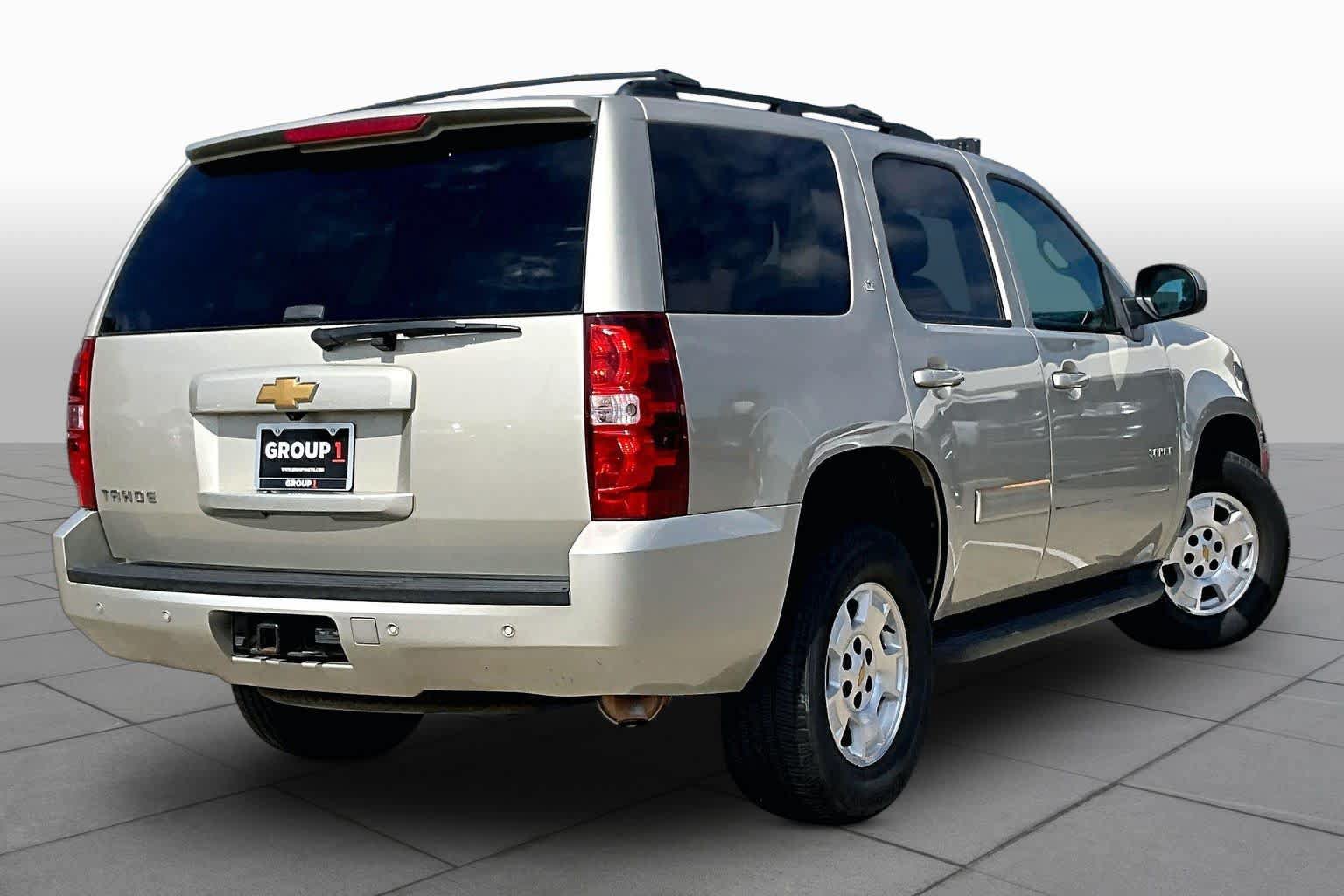Used 2013 Chevrolet Tahoe LT RWD image 12