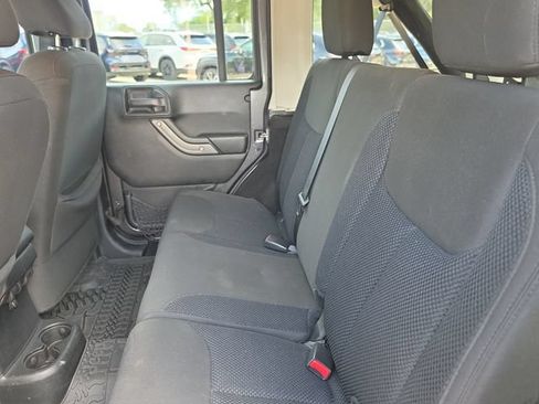 Used 2017 Jeep Wrangler Unlimited Sport AWD/4WD image 11