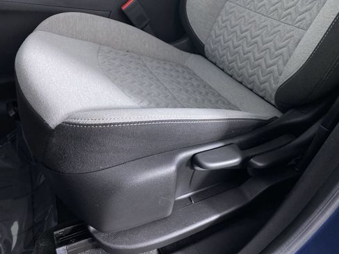 Used 2024 Chevrolet Equinox LS w/ Driver Confidence II Package image 9