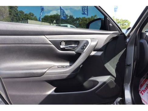 Used 2018 Nissan Altima 2.5 SL image 17