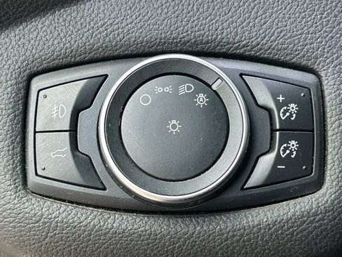 Used 2017 Ford Escape SE AWD/4WD image 23