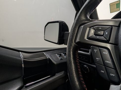 Used 2020 Ford F150 Lariat w/ Equipment Group 502A Luxury AWD/4WD image 32