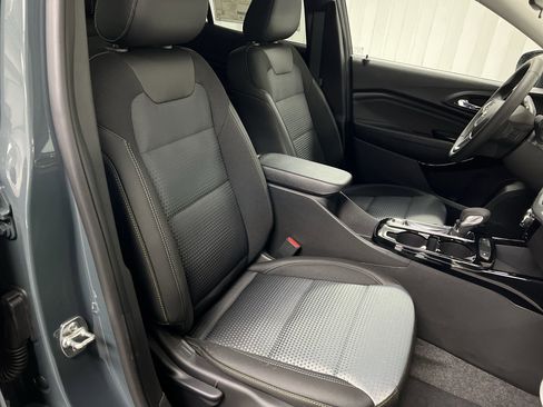 New 2026 Chevrolet Trax LT w/ Driver Confidence Package image 57