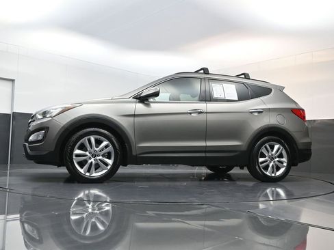 Used 2015 Hyundai Santa Fe Sport 2.0T w/ Option Group 05 FWD image 29