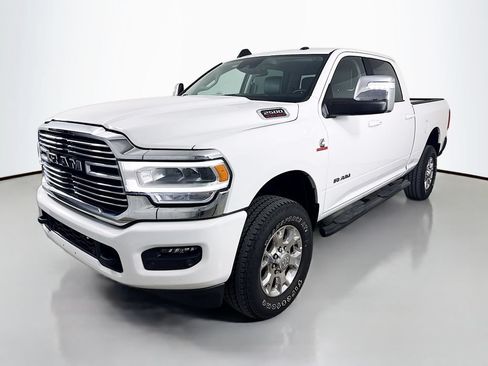 Used 2024 RAM 2500 Laramie w/ Safety Group AWD/4WD image 3