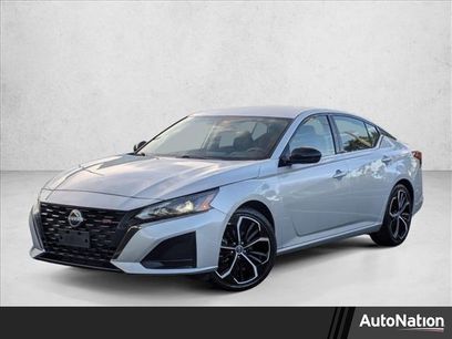 Used 2024 Nissan Altima 2.5 SR