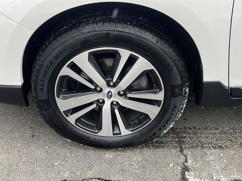 Used 2019 Subaru Outback 3.6R Limited image 9