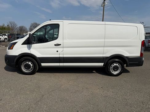 Used 2020 Ford Transit 150 Low Roof RWD image 8
