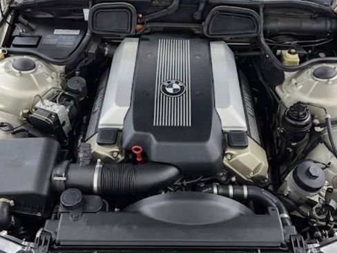 Used 2000 BMW 740i RWD image 17