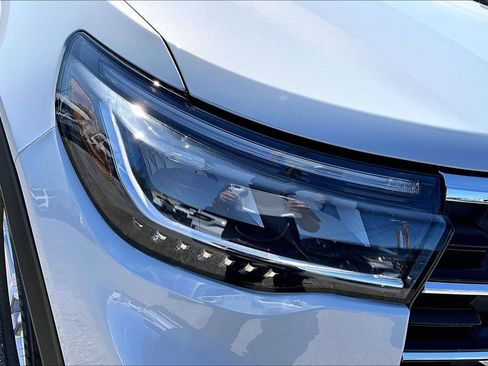 New 2026 Ford Explorer Active AWD/4WD image 34