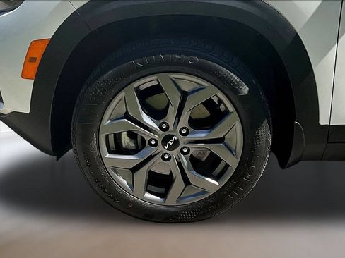 Certified 2024 Kia Seltos LX AWD/4WD image 30