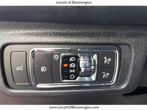 Certified 2022 Lincoln Corsair Reserve w/ Equipment Group 201A image 27