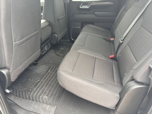 Used 2025 Chevrolet Silverado 1500 LT image 18