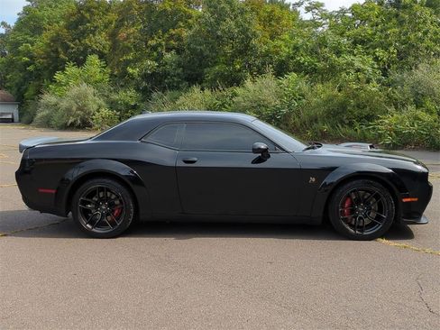 Used 2022 Dodge Challenger R/T Scat Pack image 3