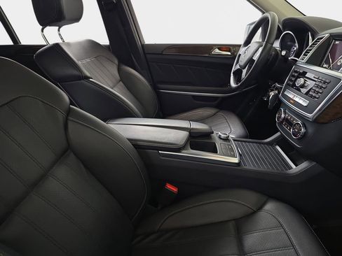 Used 2014 Mercedes-Benz GL 450 4MATIC image 10
