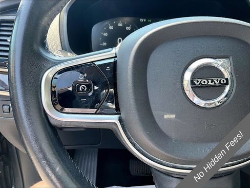 Used 2016 Volvo XC90 T6 Momentum w/ Momentum Plus Package AWD/4WD image 16