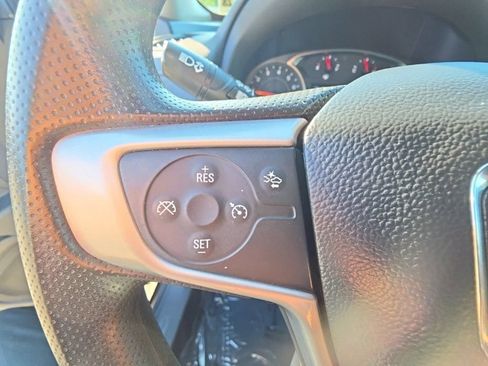 Used 2023 GMC Terrain SLE w/ Driver Convenience Package AWD/4WD image 10