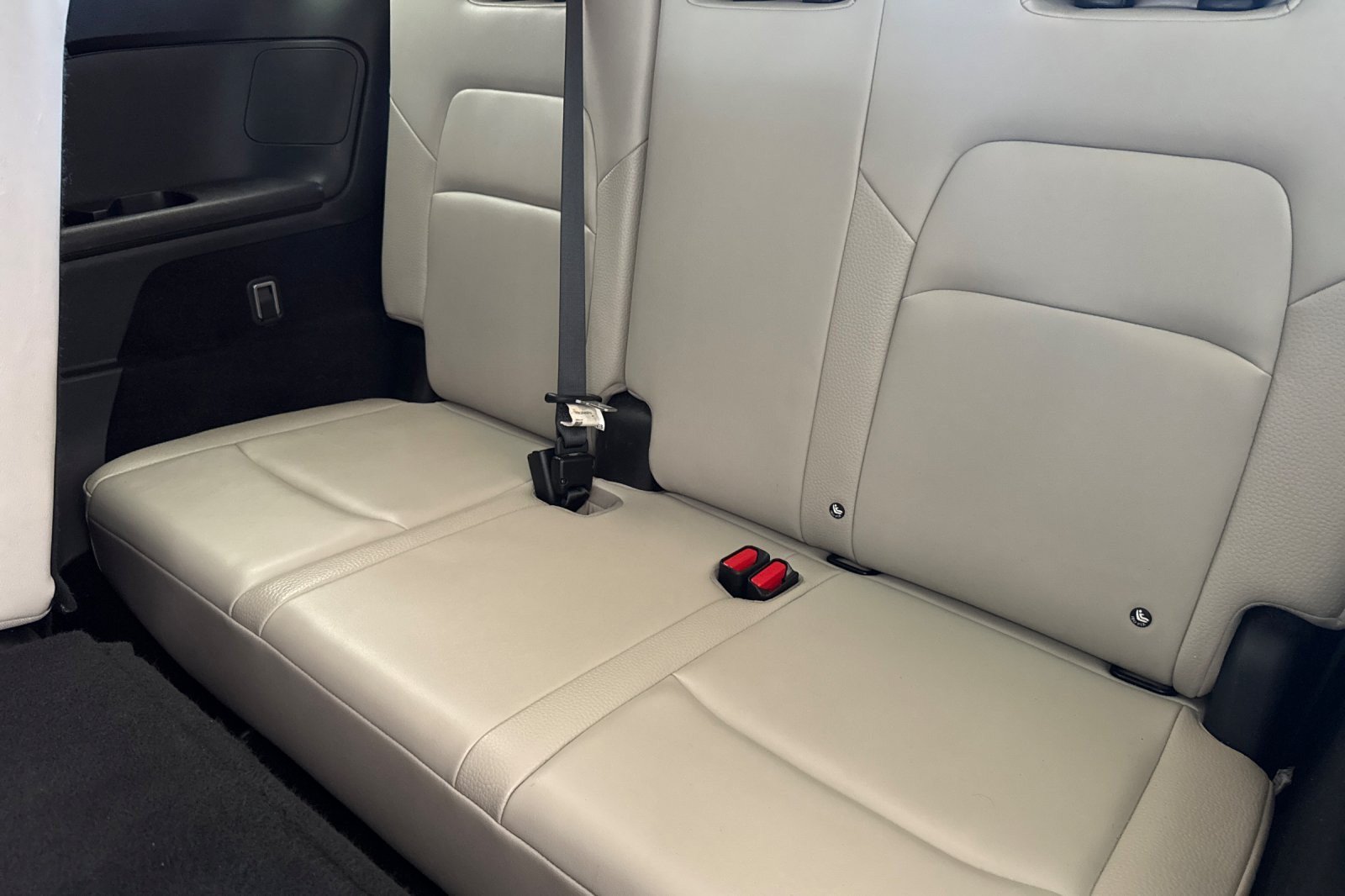Used 2022 Nissan Pathfinder SL FWD image 14