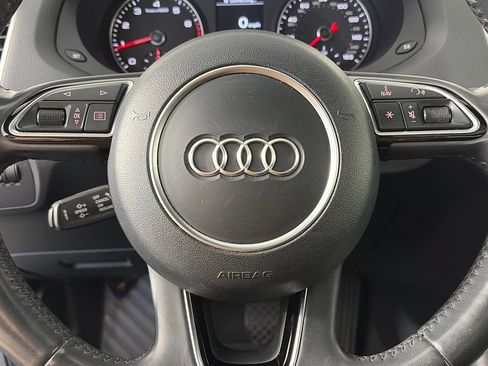 Used 2018 Audi Q3 2.0T Premium AWD/4WD image 16