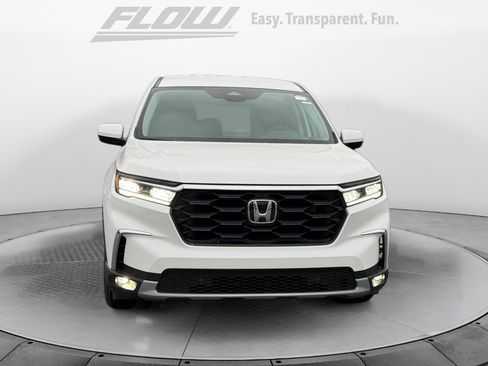 New 2025 Honda Pilot EX-L image 2